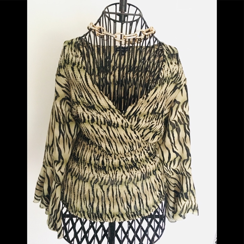 Zebra print bell sleeve blouse Size XL